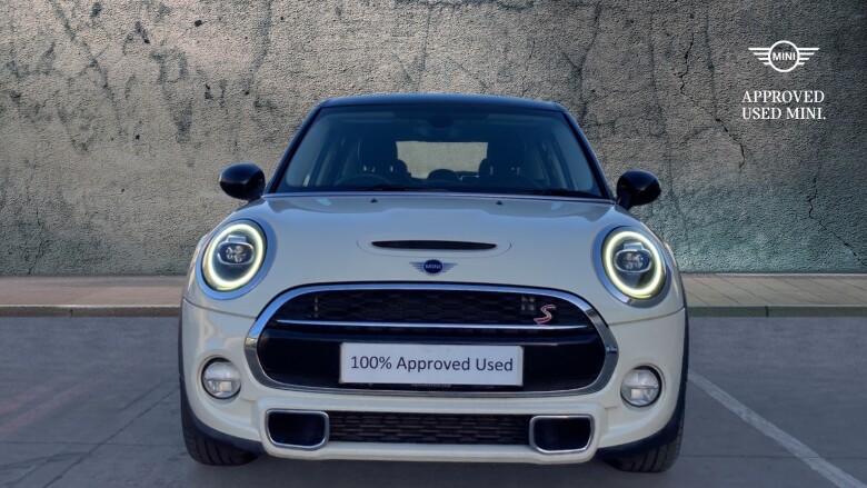 MINI Hatchback 2.0 Cooper S Exclusive II 5dr [Comfort/Nav Pack] Petrol Hatchback